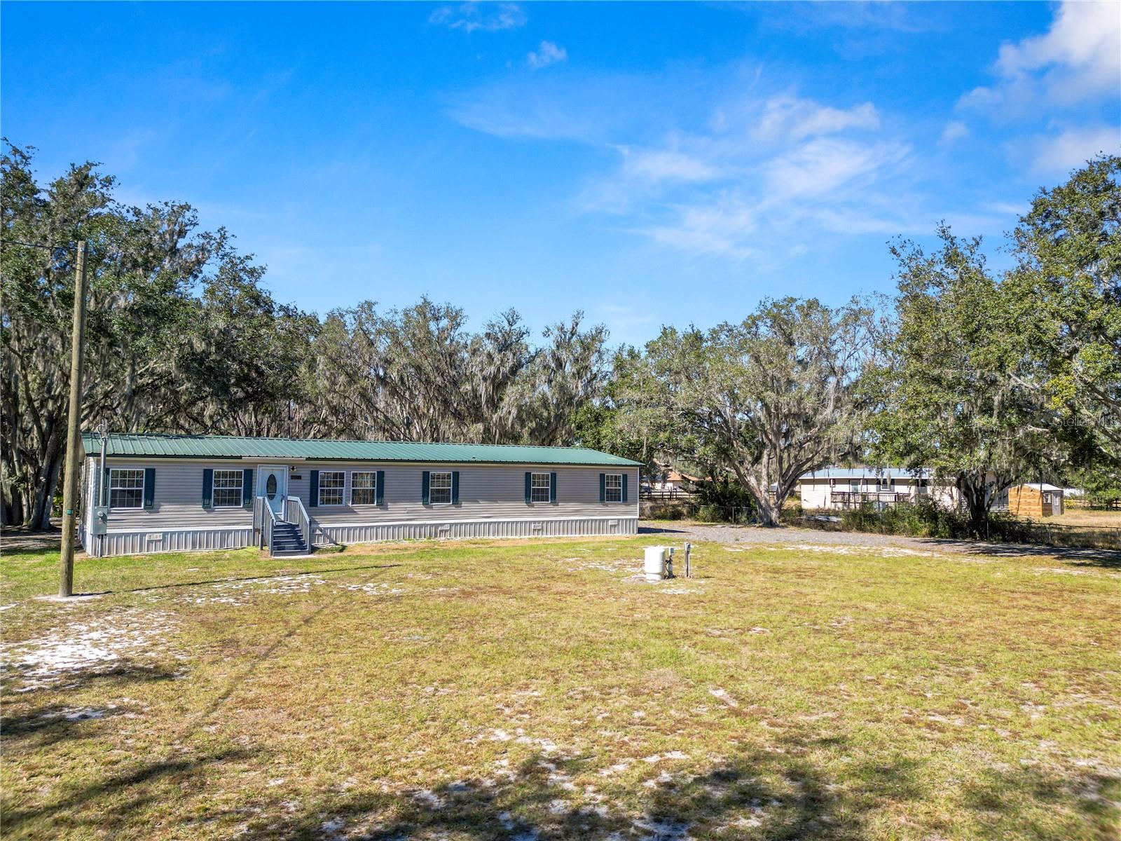 7405 SHOUPE RD — photo 52