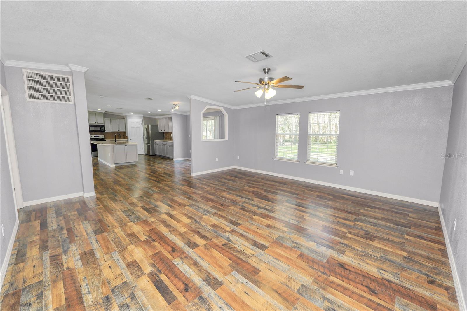 7405 SHOUPE RD — photo 20