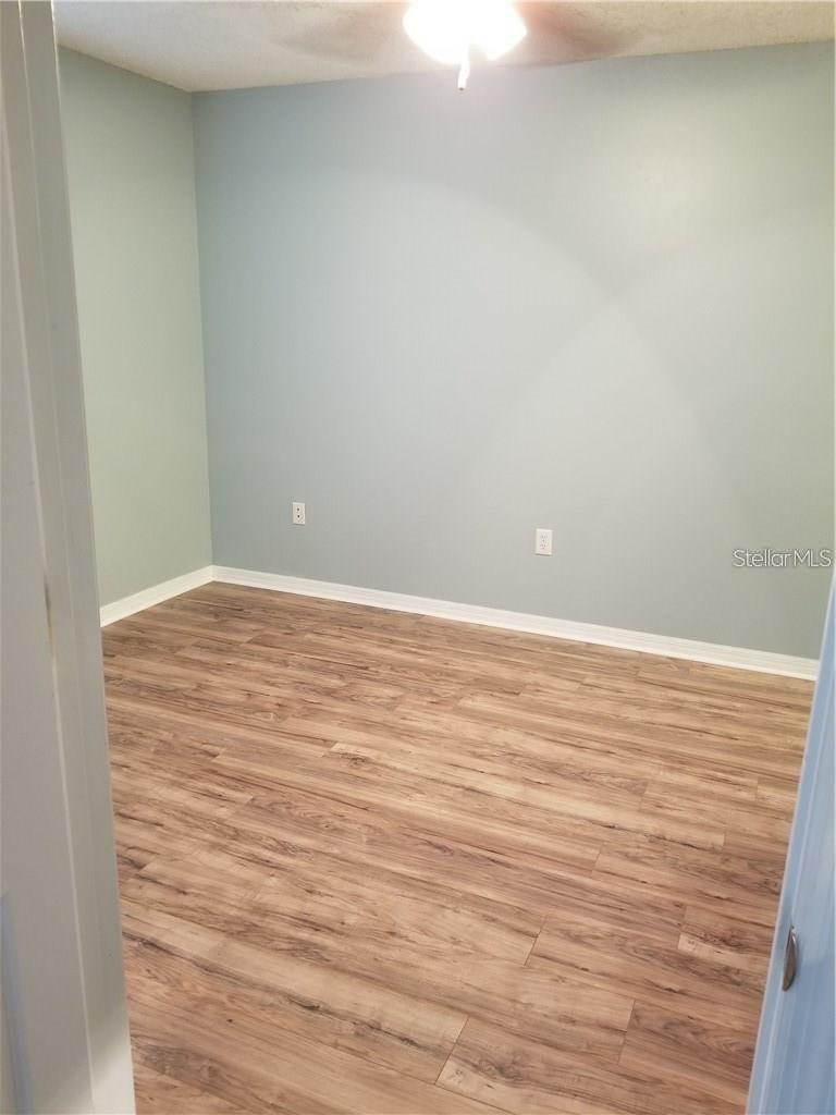 803 LAKE HAVEN SQ #202 — photo 10