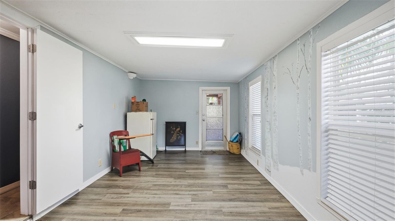 10565 BESSEMER ST — photo 22