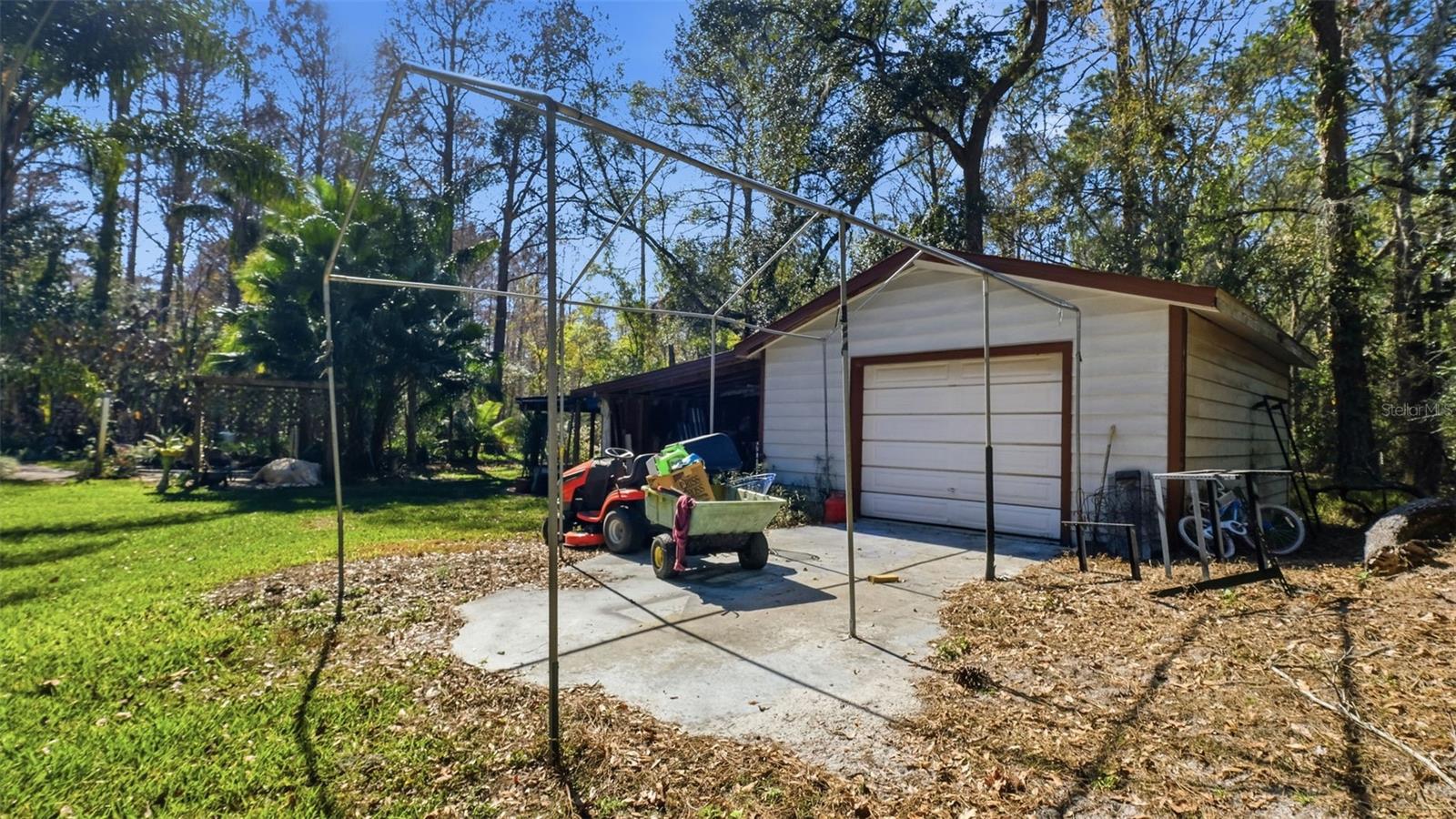 10565 BESSEMER ST — photo 35