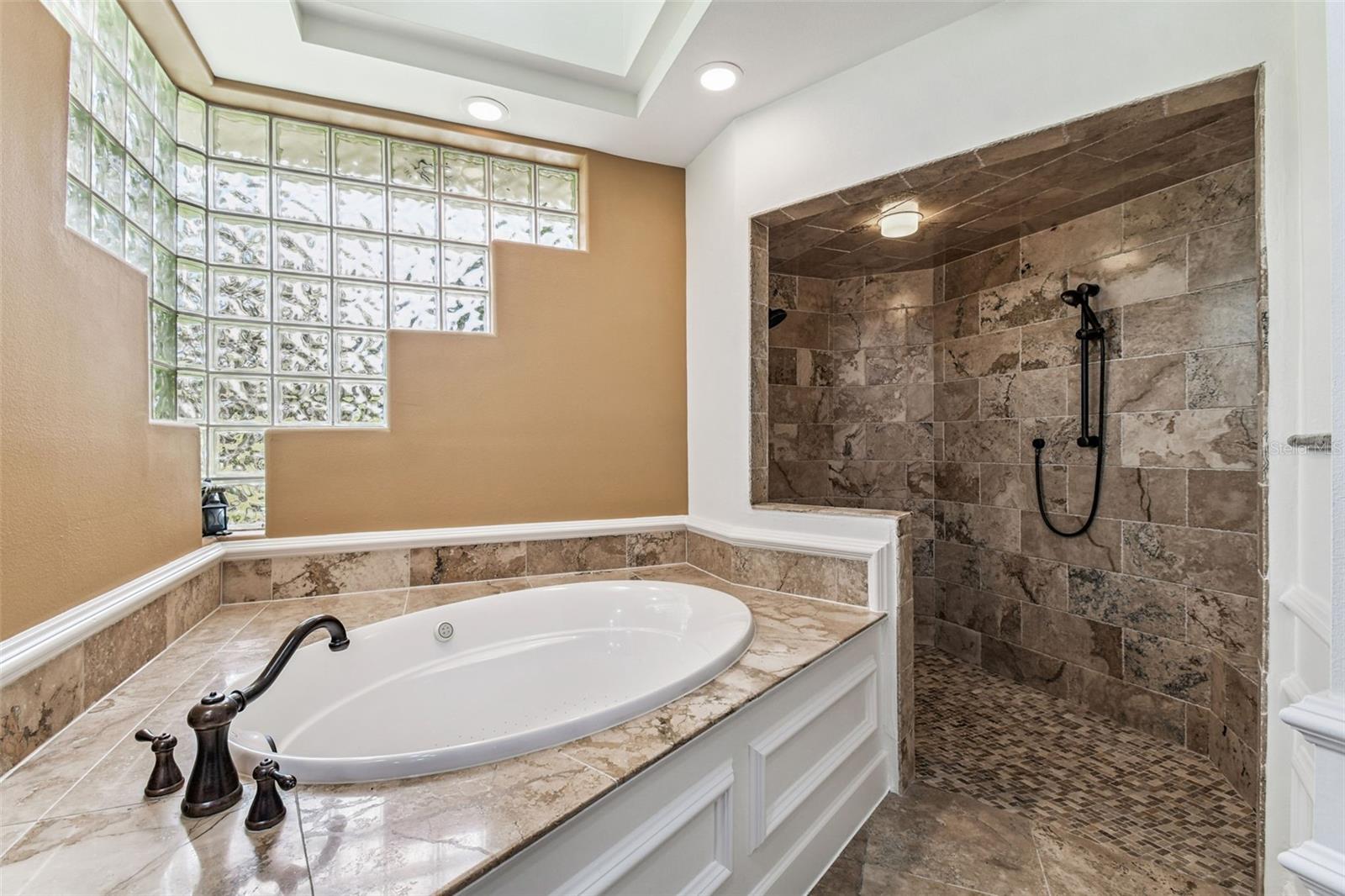 1705 MEYERS COVE DR — photo 37