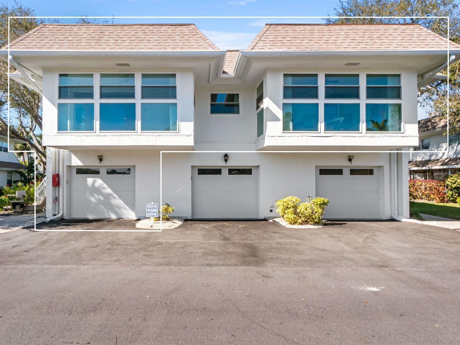 531 SUTTON PL — photo 2