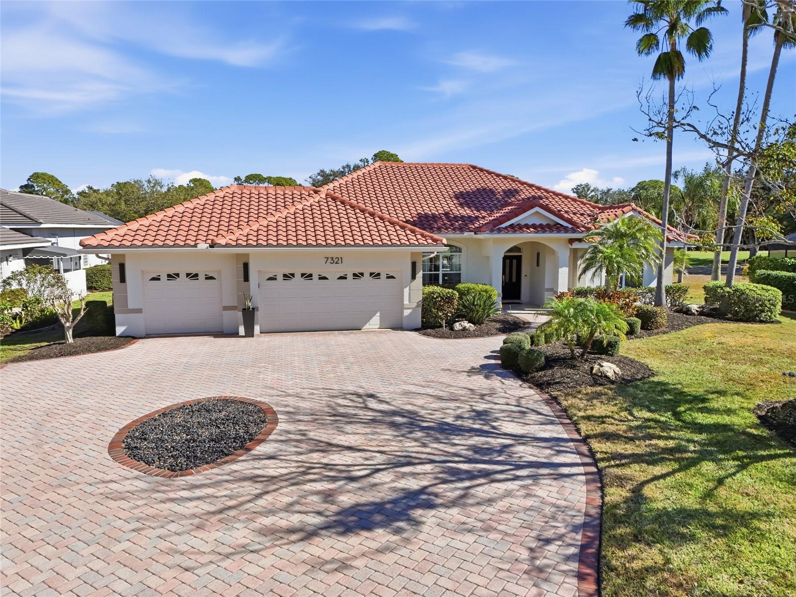 7321 LINKS CT — photo 2