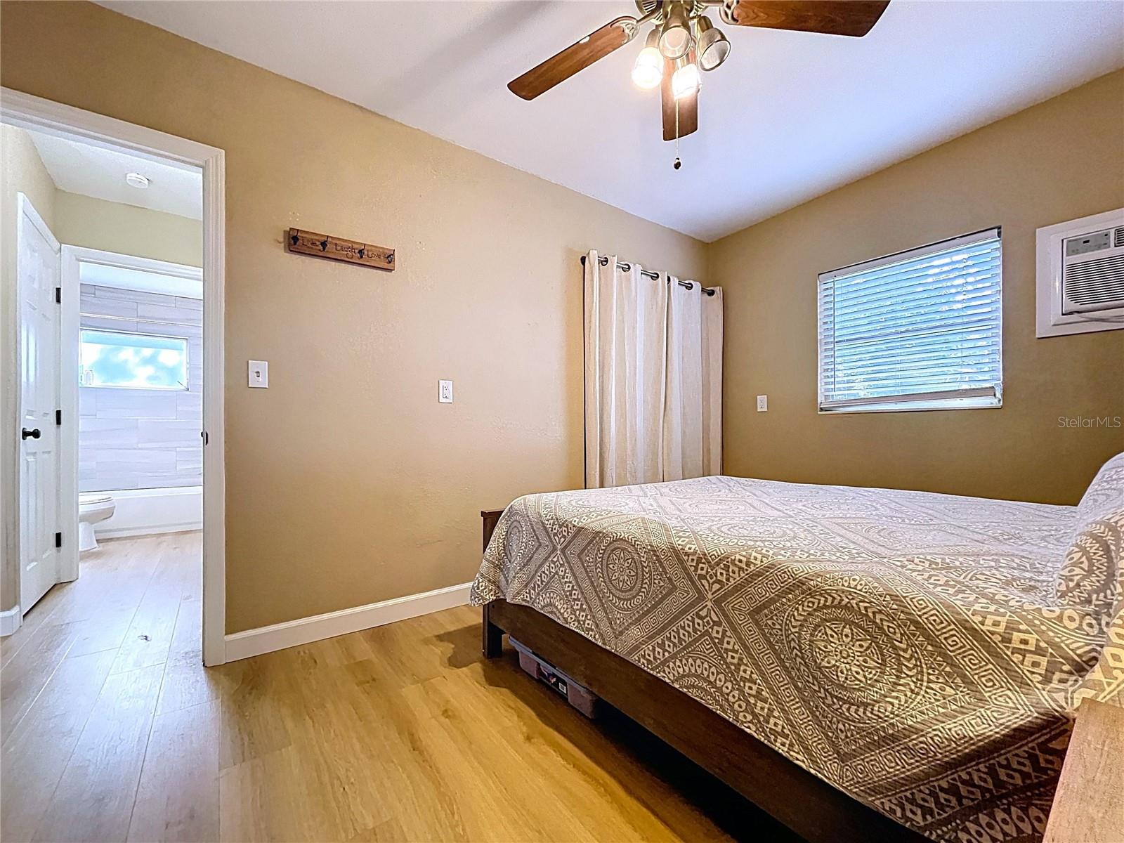 4042 ARKANSAS AVE NE — photo 22