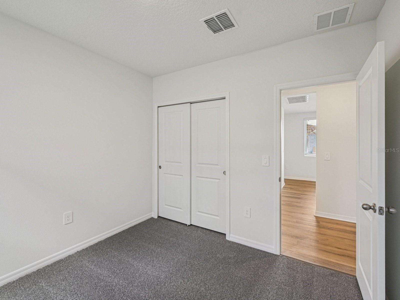 13617 SHELLMORE AVE — photo 15
