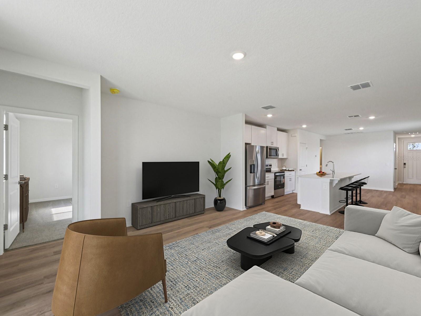 13617 SHELLMORE AVE — photo 17