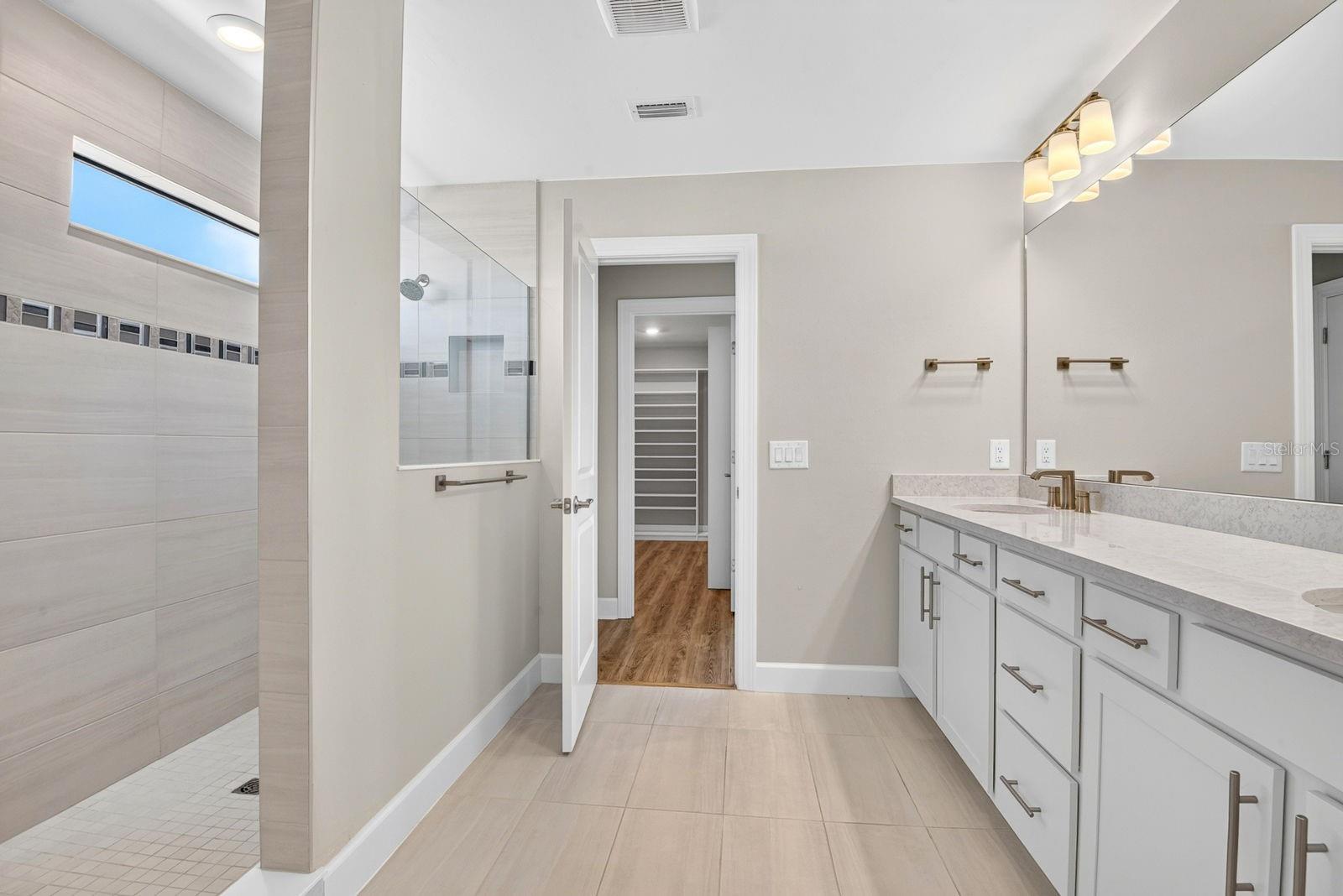 16320 HIDDEN OAK LOOP — photo 39