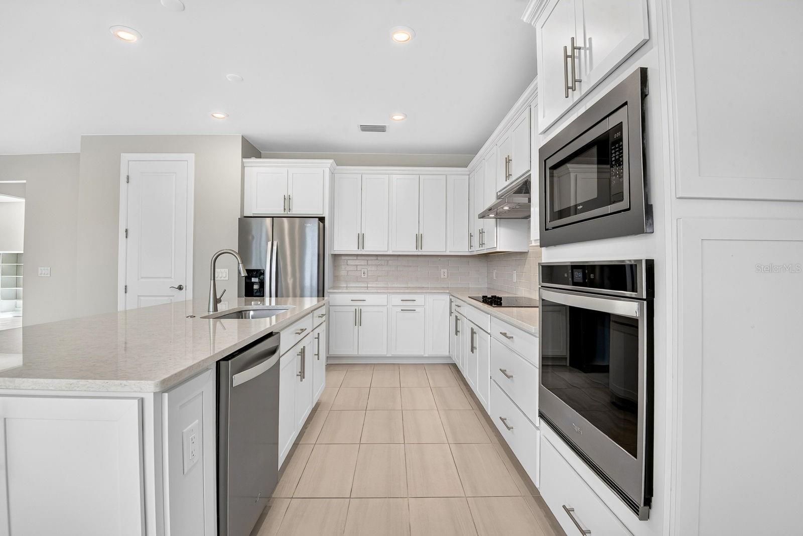 16320 HIDDEN OAK LOOP — photo 28