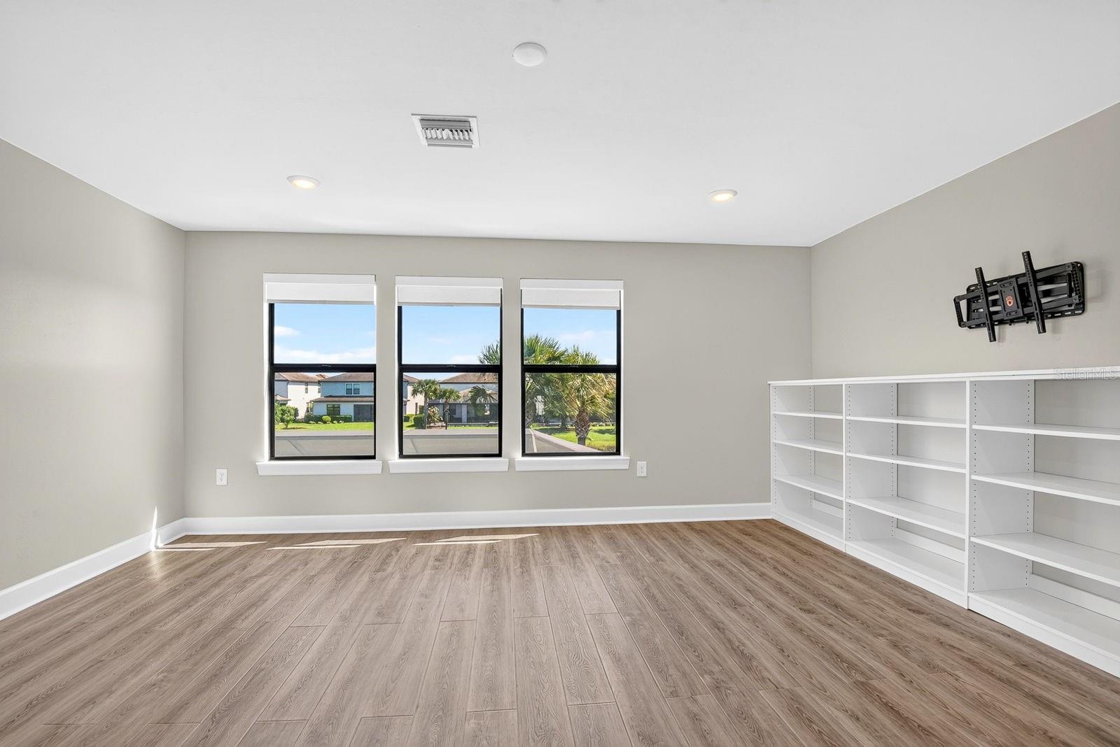 16320 HIDDEN OAK LOOP — photo 35