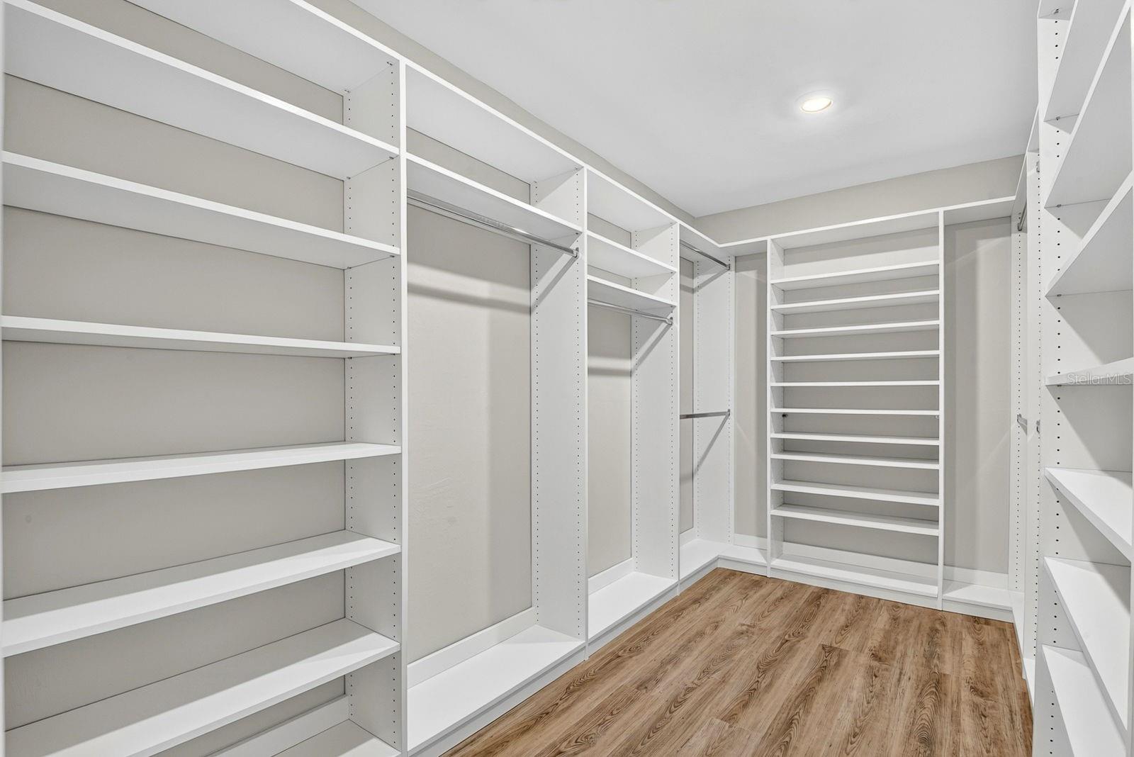 16320 HIDDEN OAK LOOP — photo 42