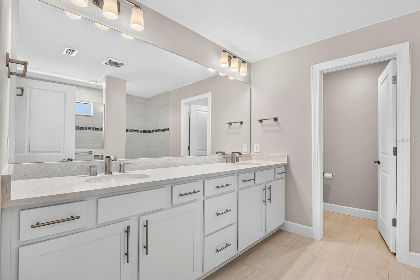 16320 HIDDEN OAK LOOP — photo 41
