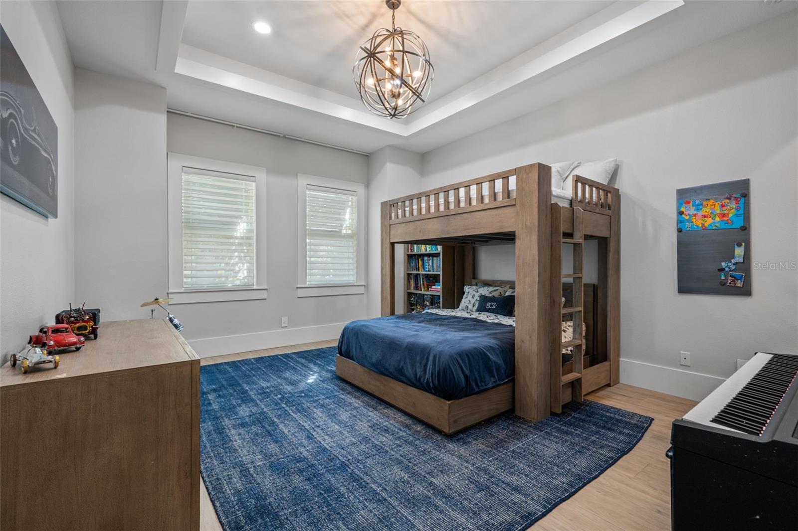 1643 STANFORD LN — photo 40