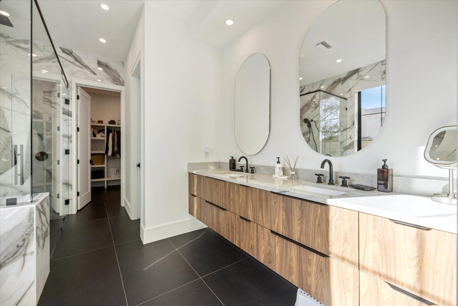 2045 GOLDENROD ST — photo 20