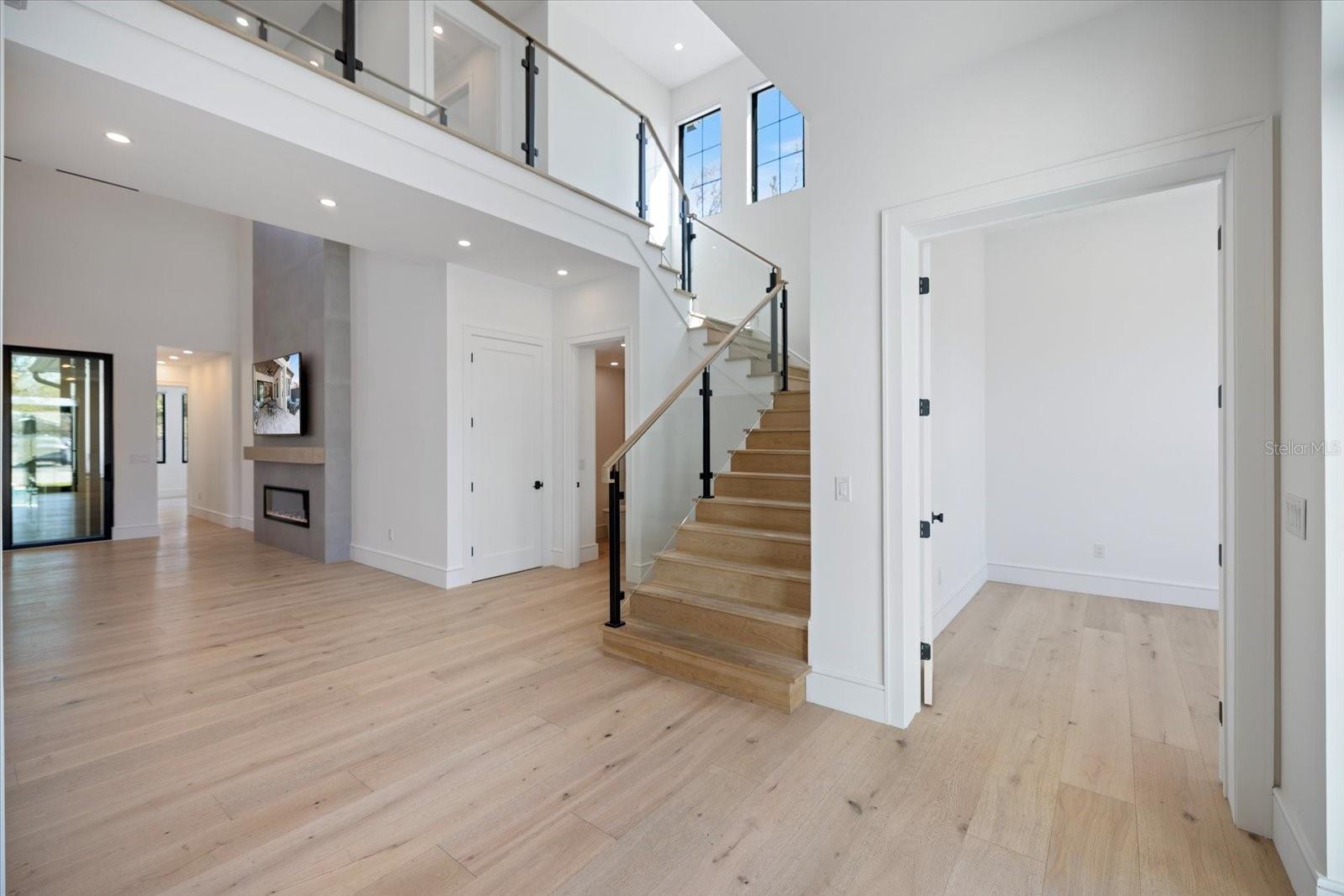 2045 GOLDENROD ST — photo 4