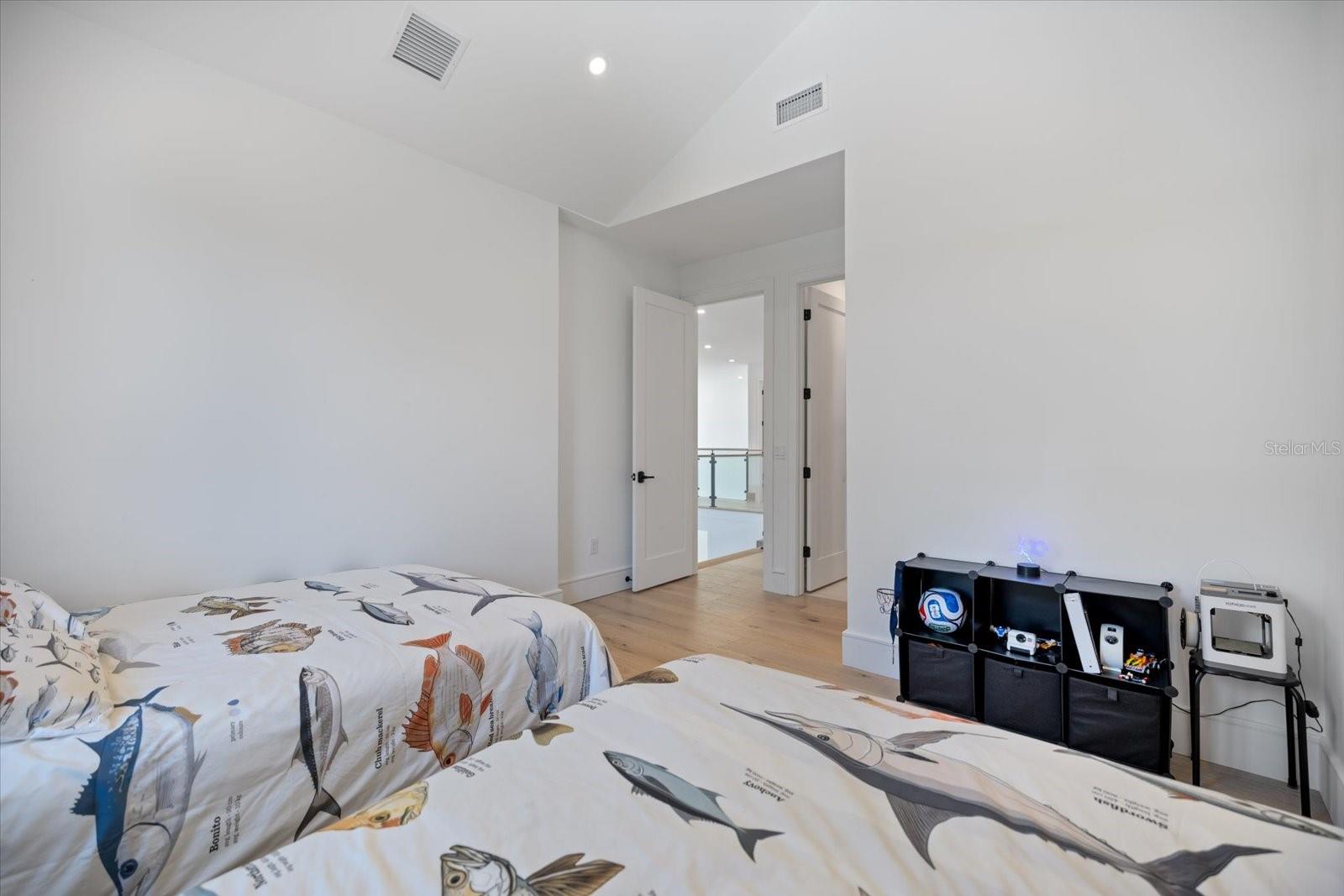 2045 GOLDENROD ST — photo 35
