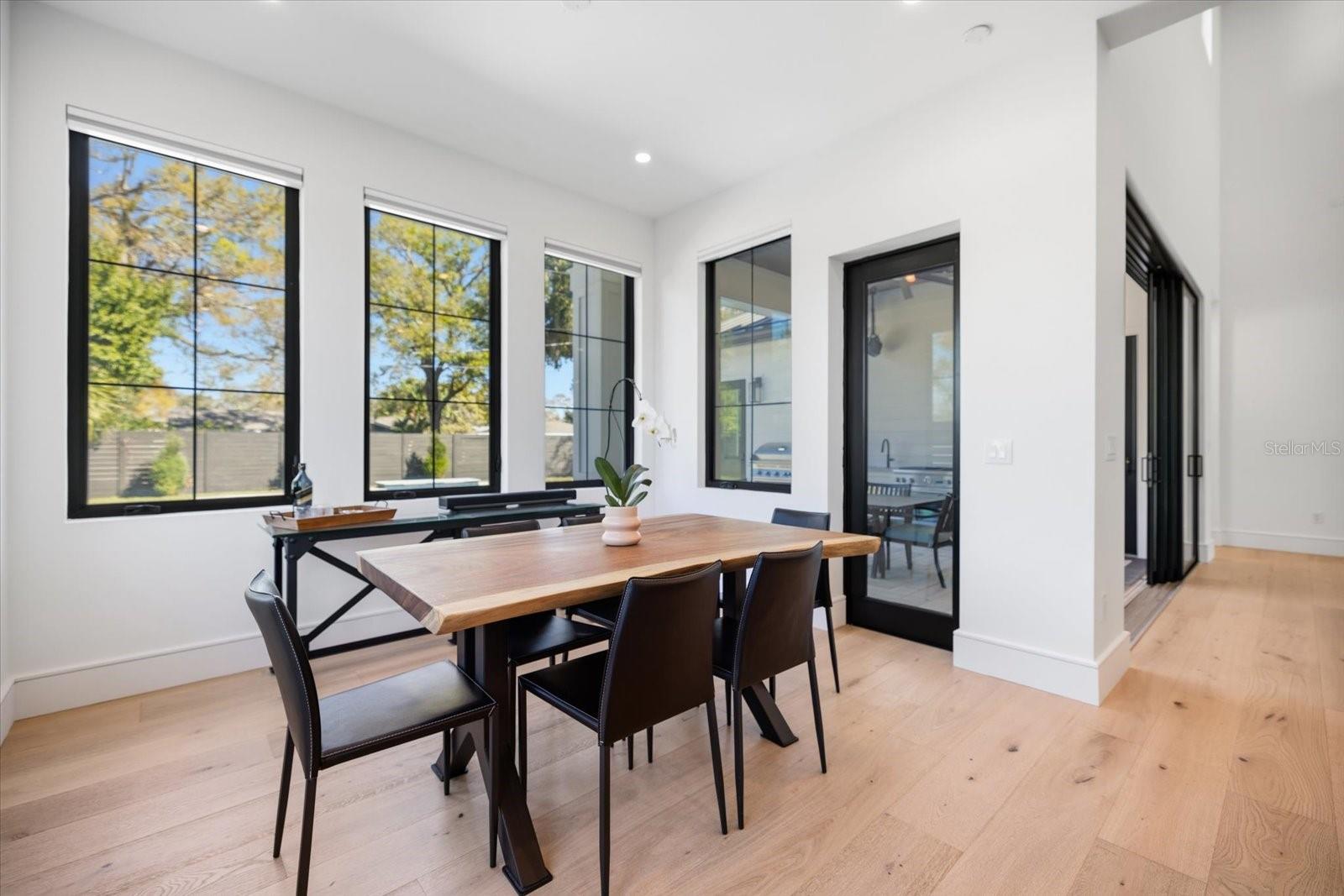 2045 GOLDENROD ST — photo 13