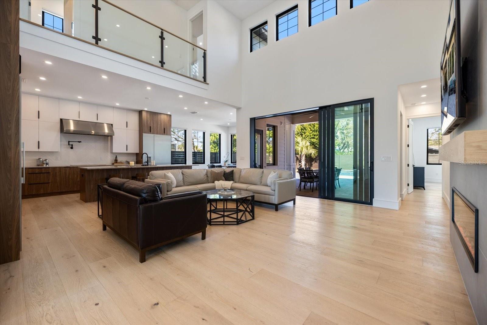 2045 GOLDENROD ST — photo 5