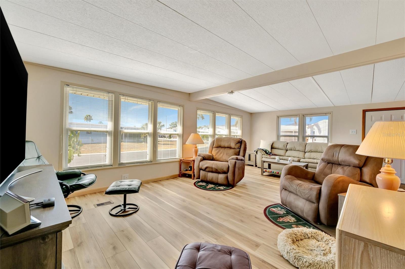 132 W SAINT LUCIA LOOP — photo 23