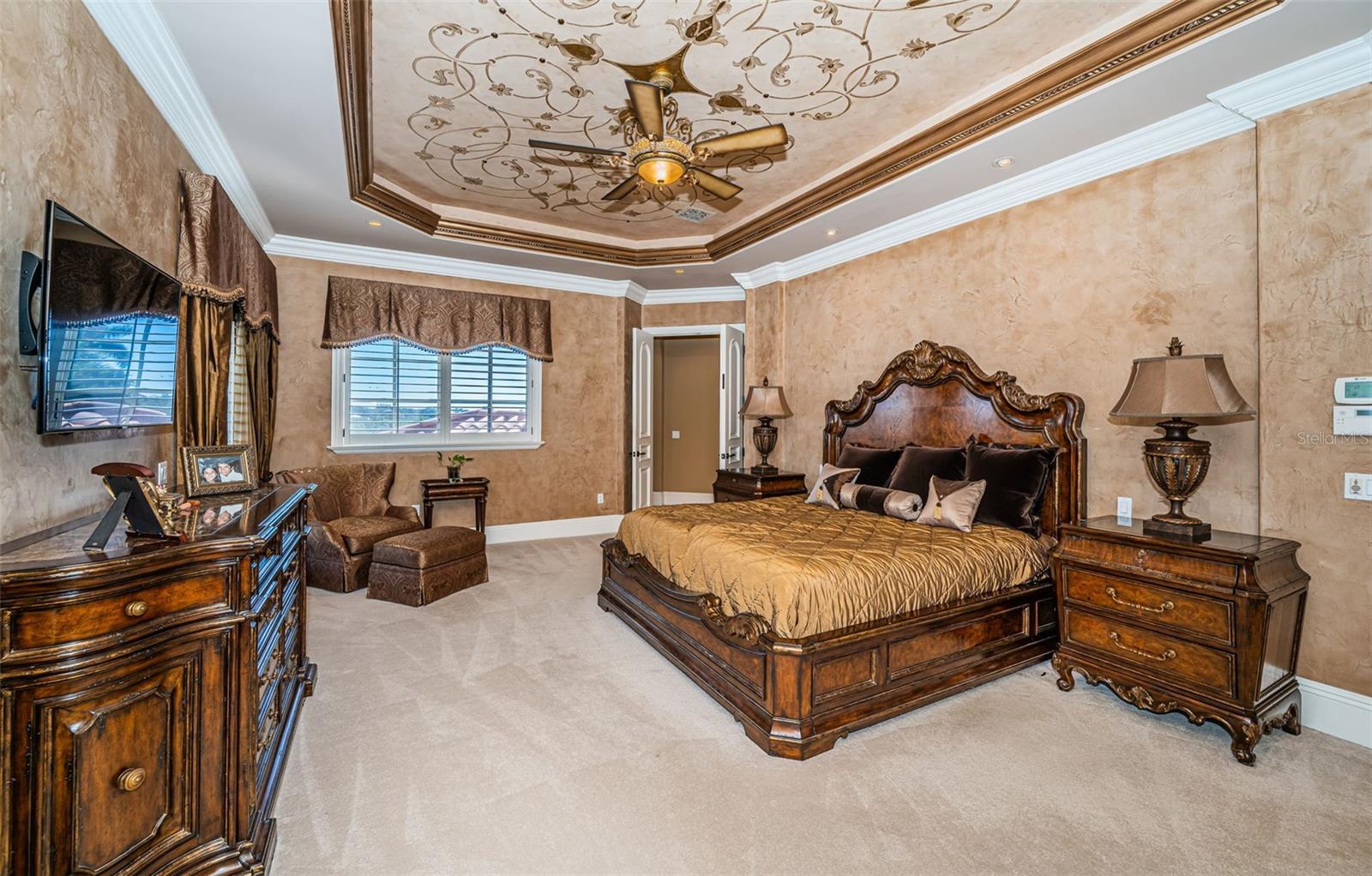 9209 SILVERTHORN RD — photo 40