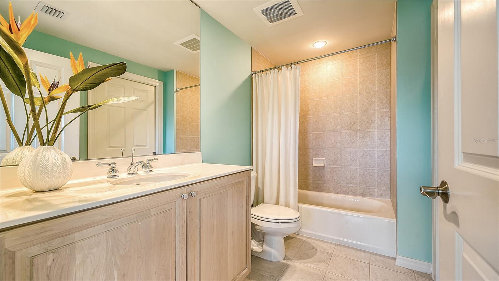3621 N POINT RD #301 — photo 44