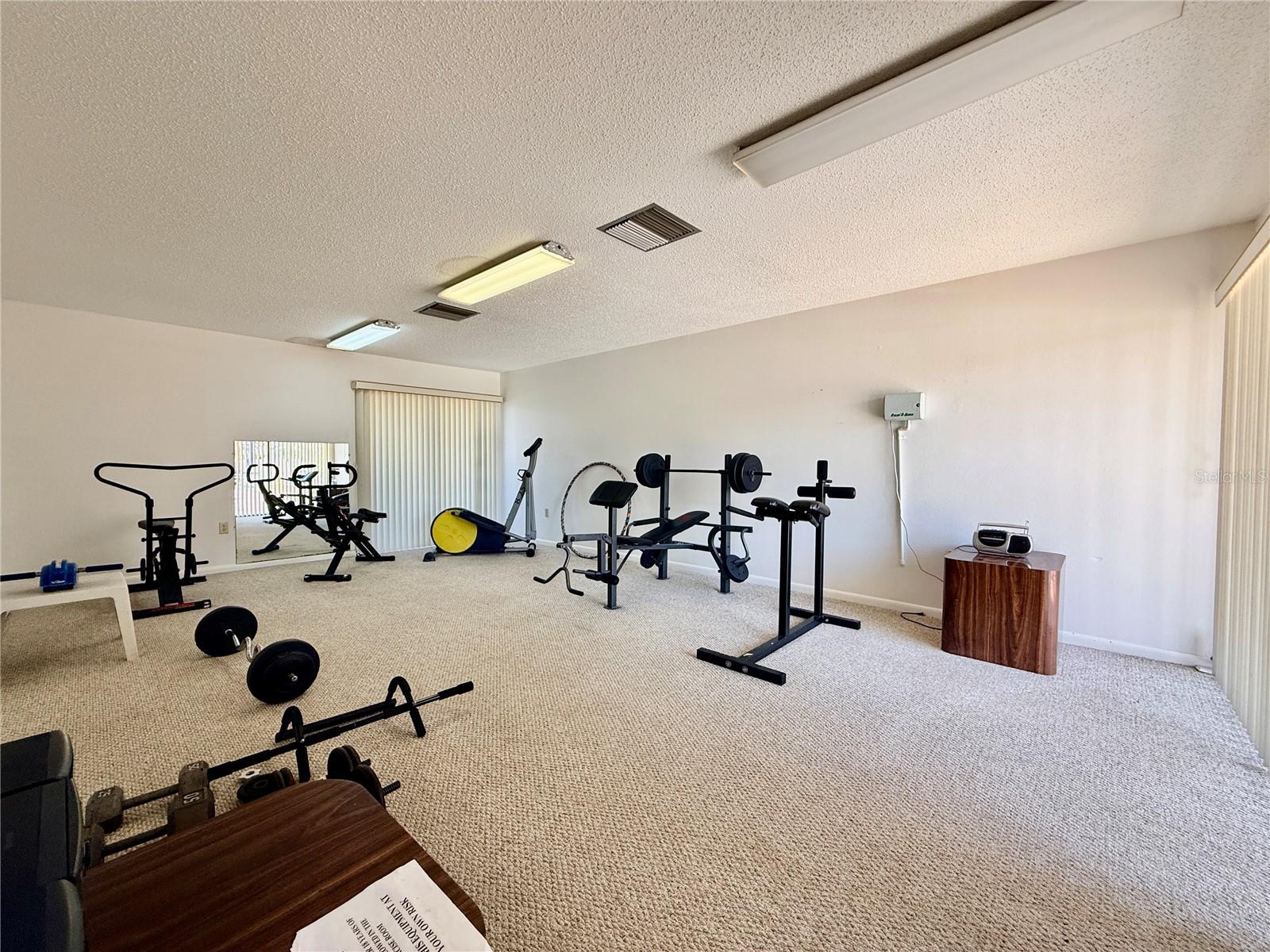 2749 COUNTRYSIDE BLVD #22 — photo 34