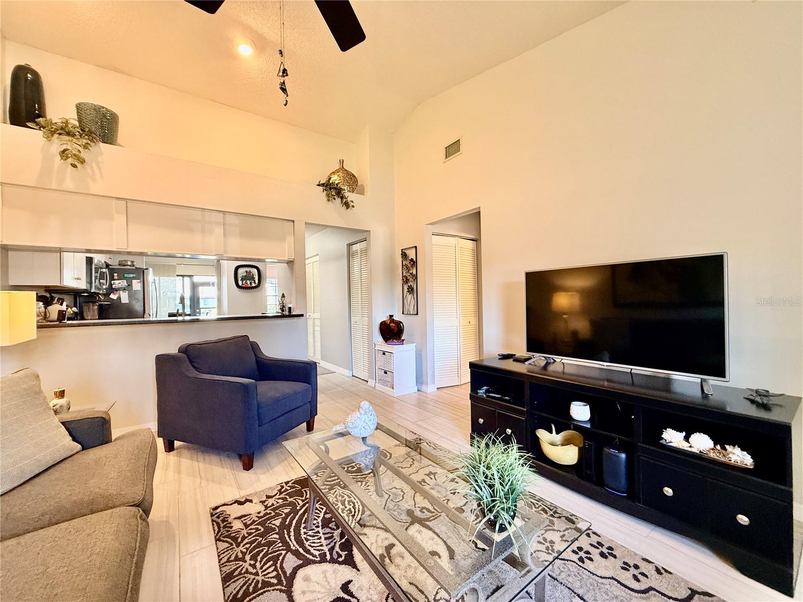 2749 COUNTRYSIDE BLVD #22 — photo 8