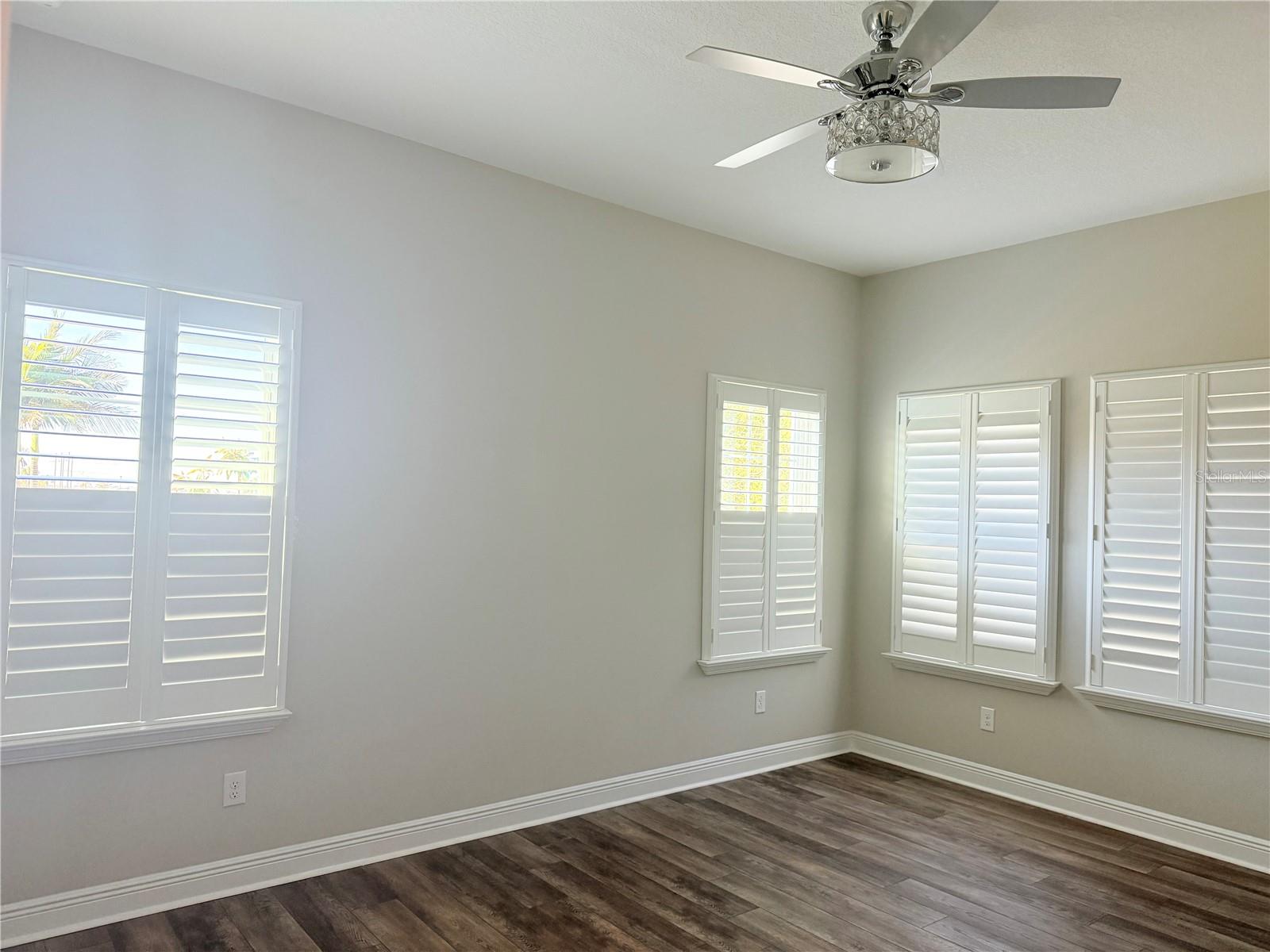 7004 MAINLAND AVE — photo 39
