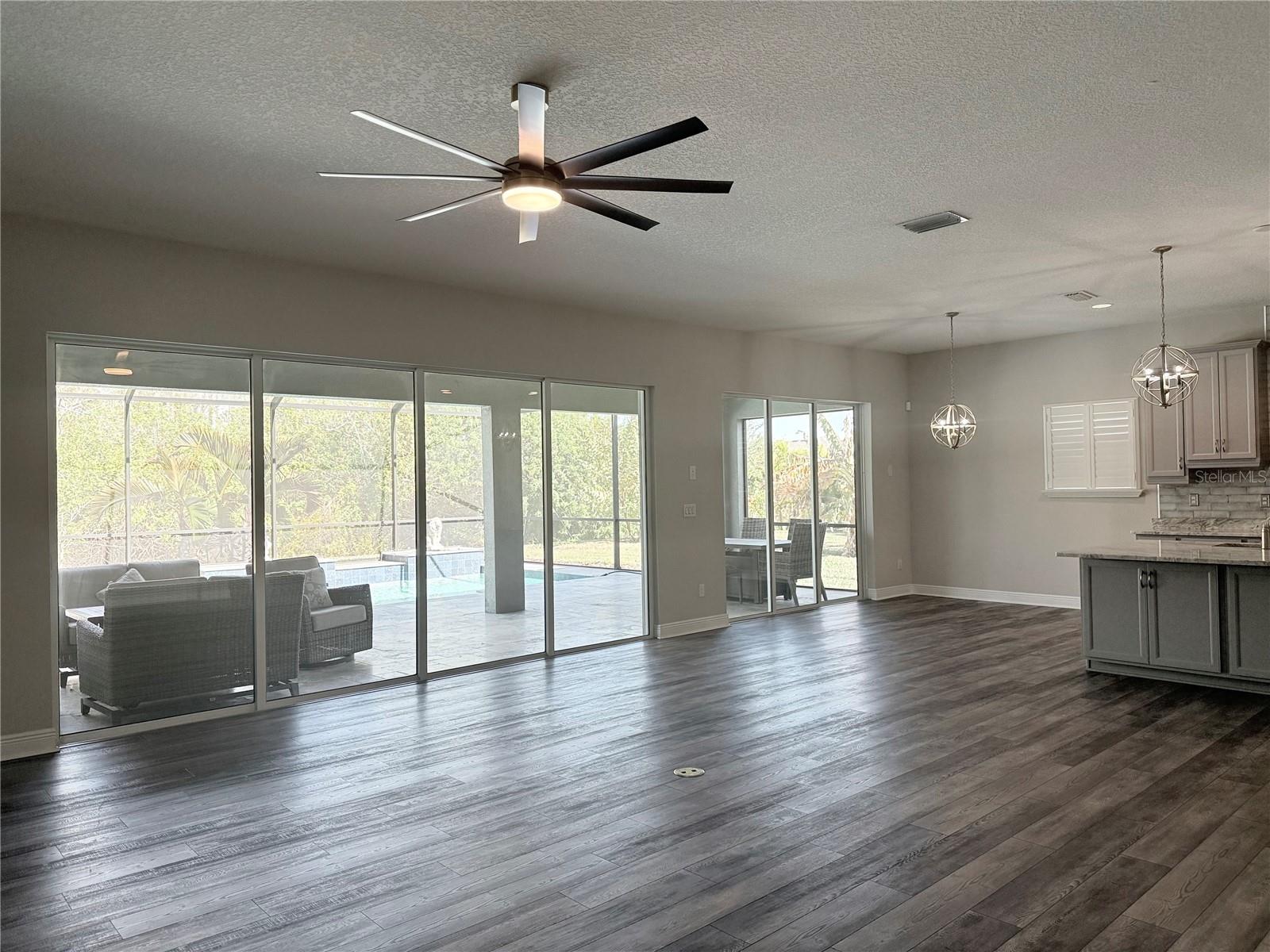7004 MAINLAND AVE — photo 33