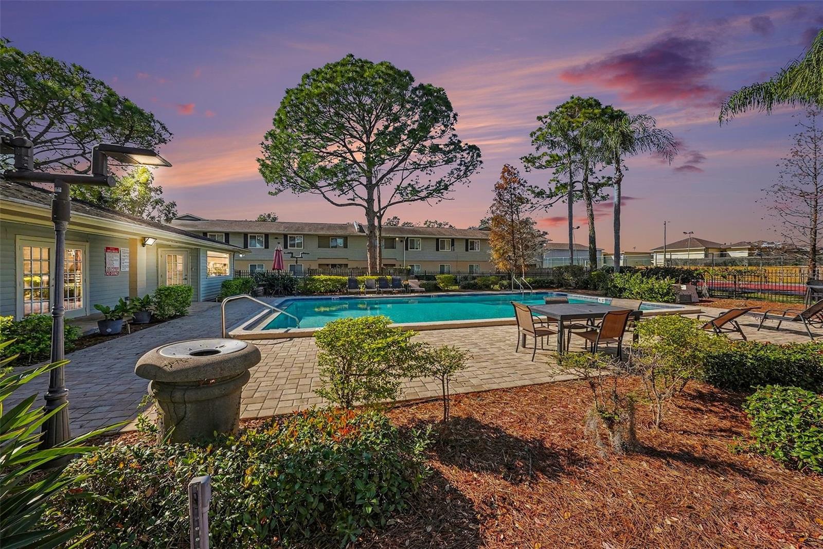 550 GOLDEN RAINTREE PL #550 — photo 28