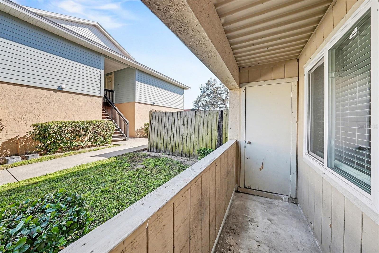 550 GOLDEN RAINTREE PL #550 — photo 26
