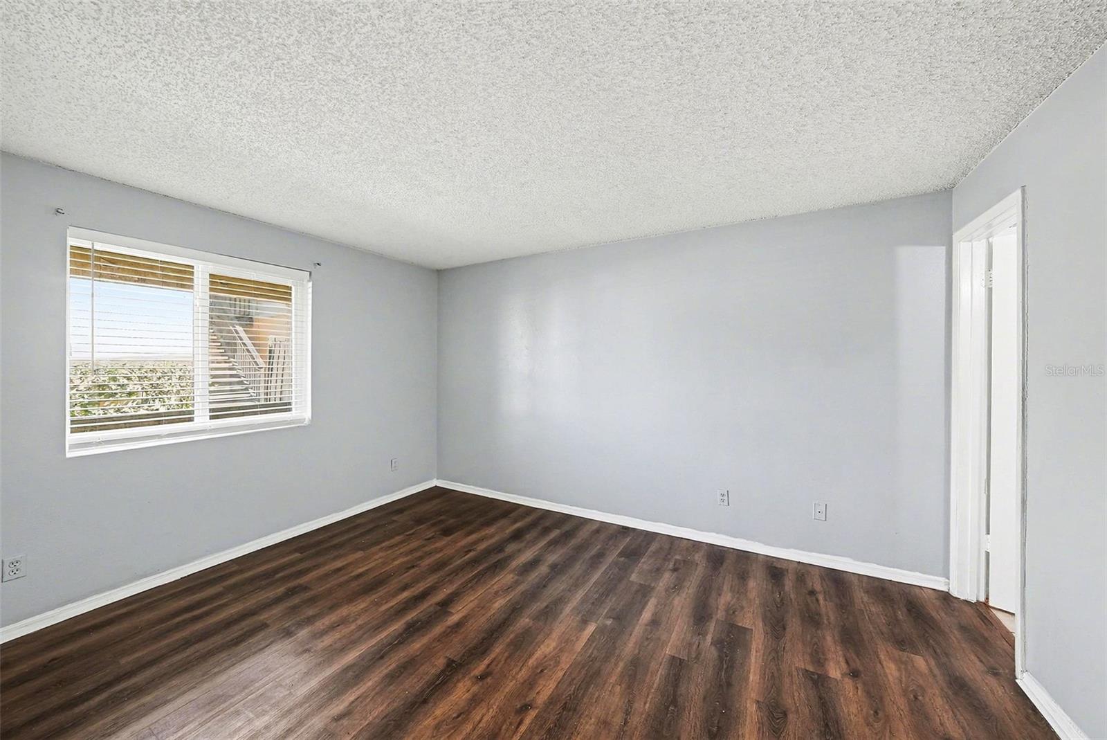 550 GOLDEN RAINTREE PL #550 — photo 16