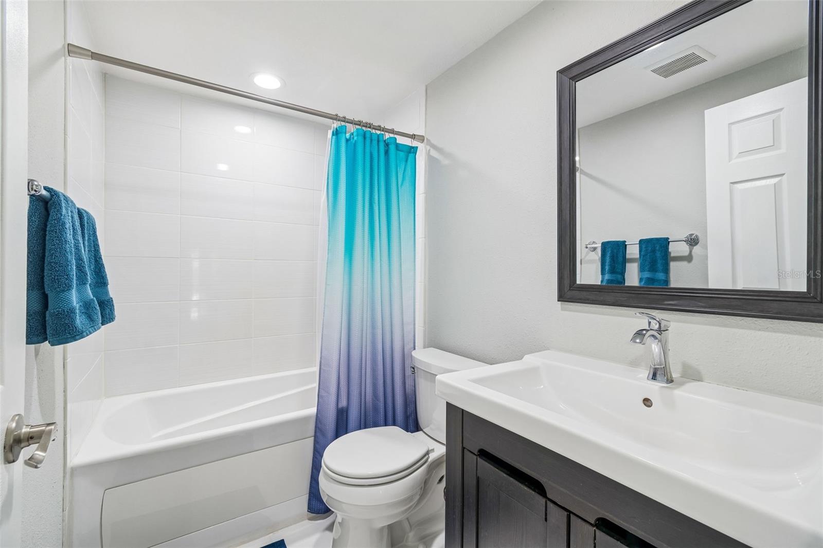 10909 CANDY LN — photo 22