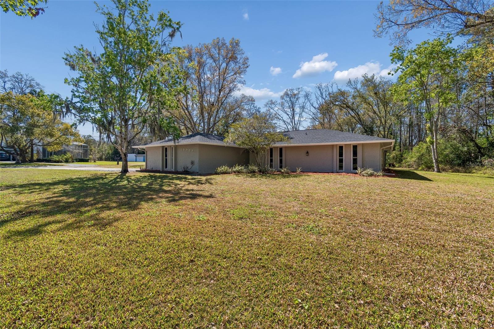 10909 CANDY LN — photo 3