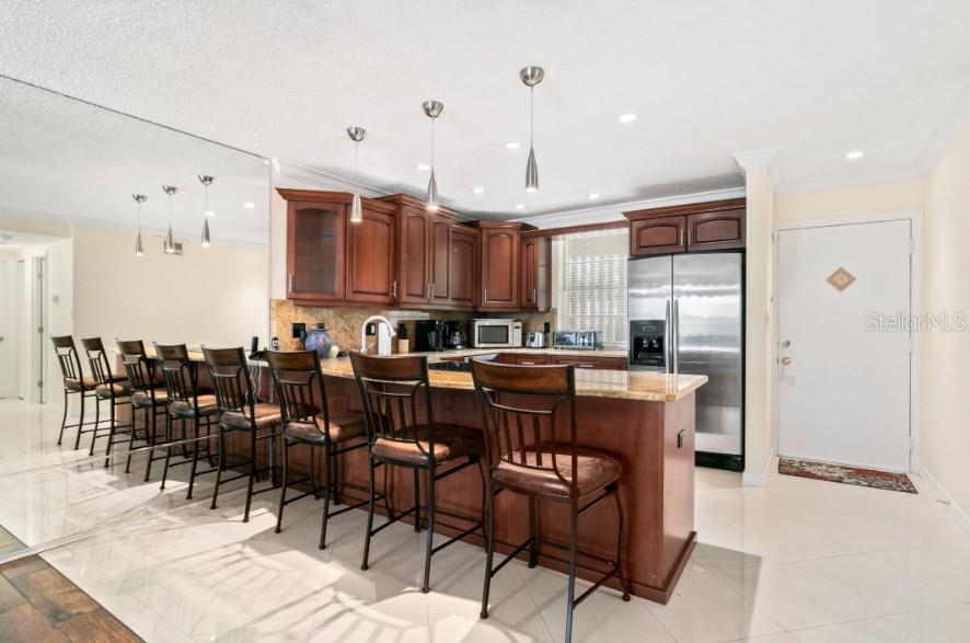 605 SUTTON PL #102 — photo 7