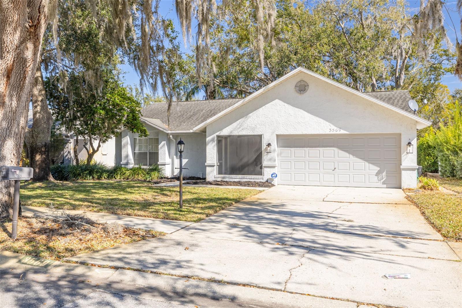 3569 OAK LAKE DR — photo 41