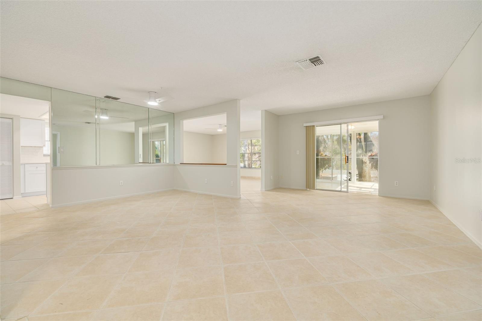 3569 OAK LAKE DR — photo 17