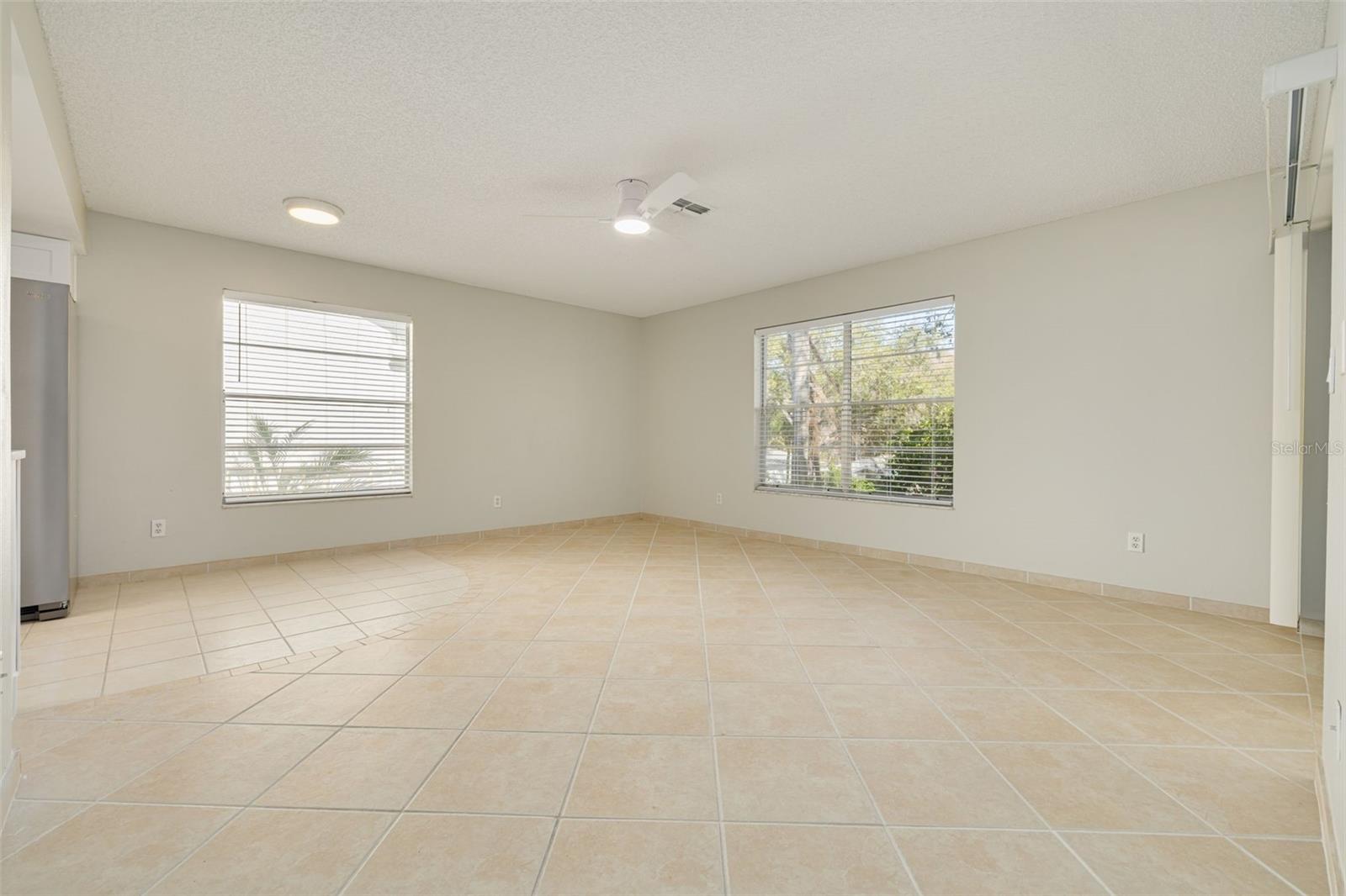 3569 OAK LAKE DR — photo 20