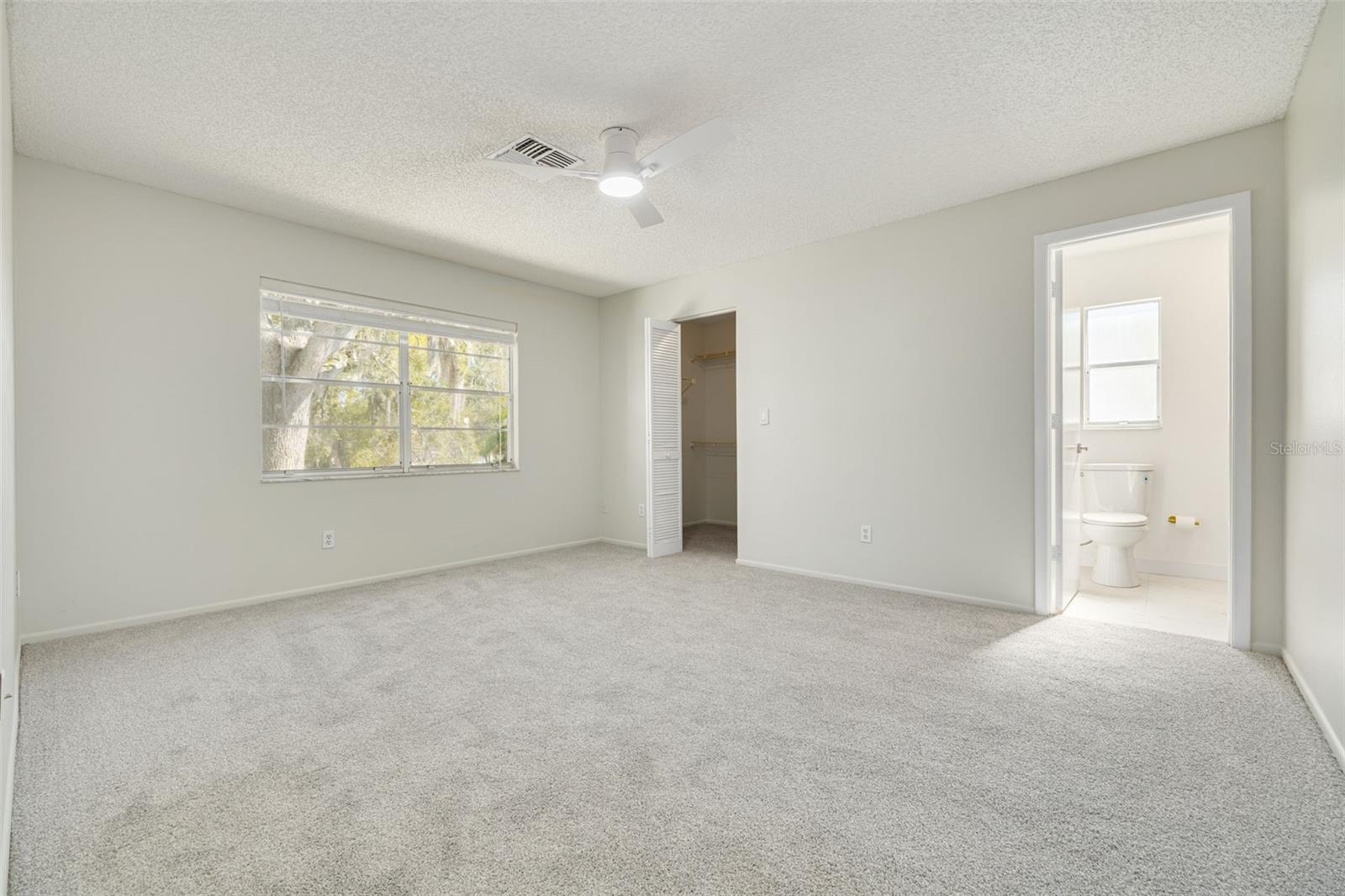 3569 OAK LAKE DR — photo 23