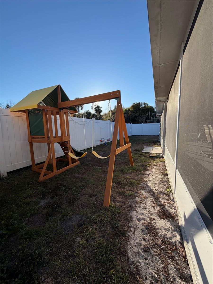 8026 JACKSON SPRINGS RD — photo 44