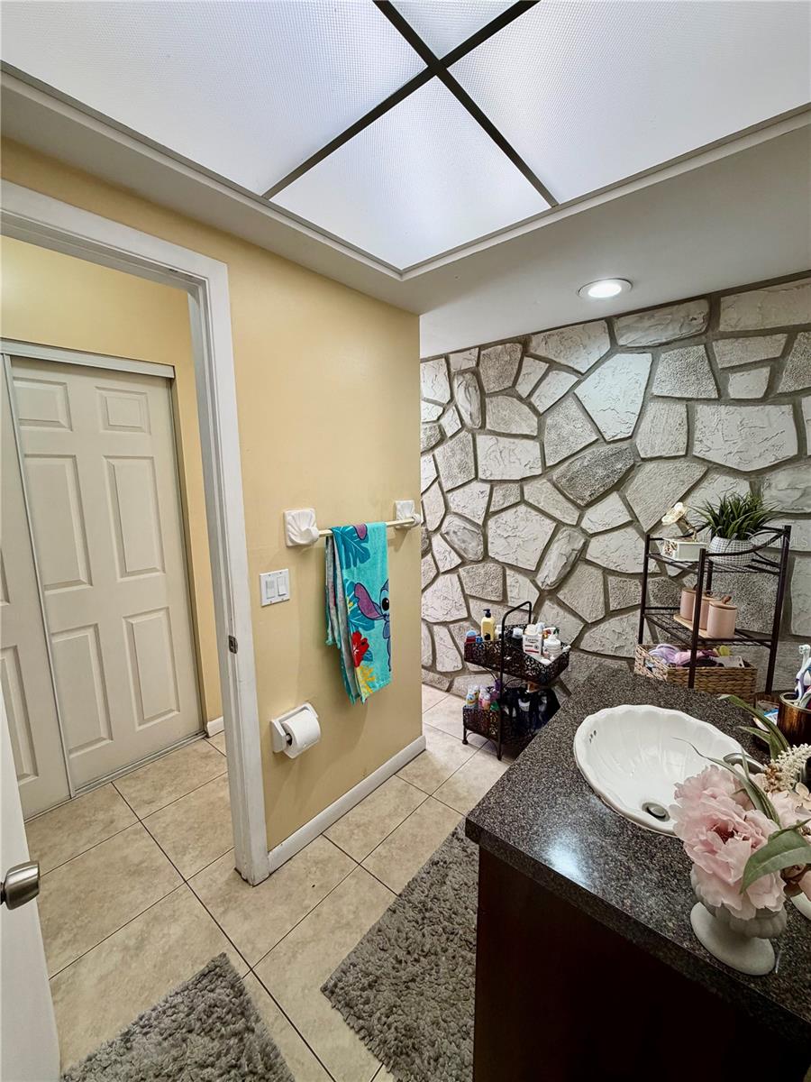 8026 JACKSON SPRINGS RD — photo 16