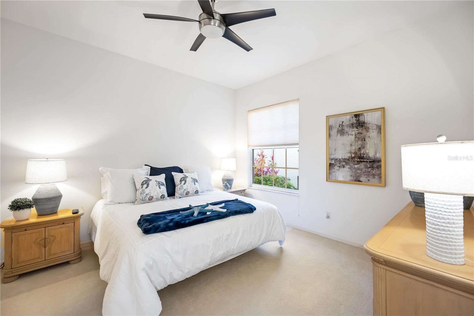 547 FALLBROOK DR — photo 31