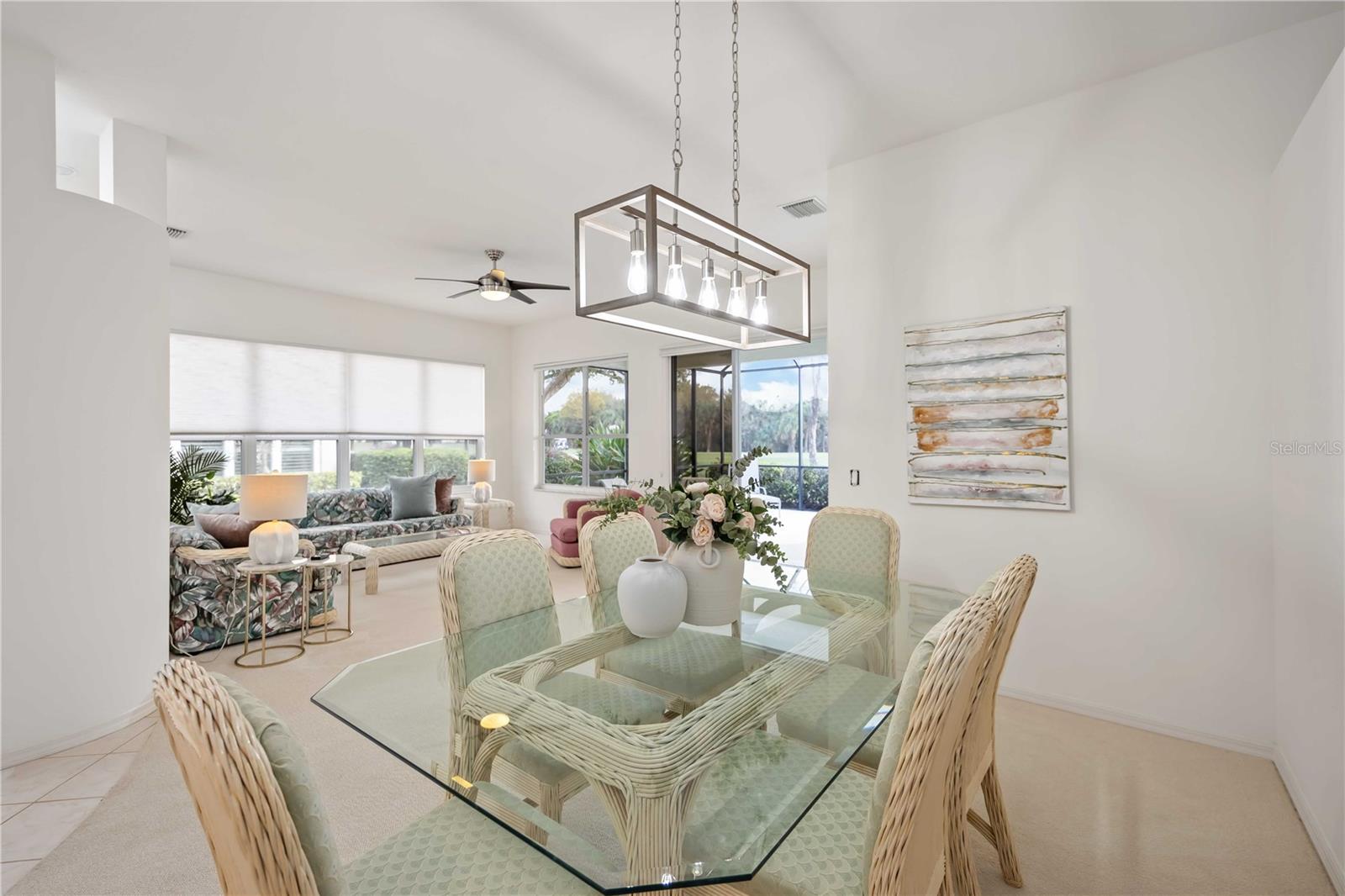 547 FALLBROOK DR — photo 18