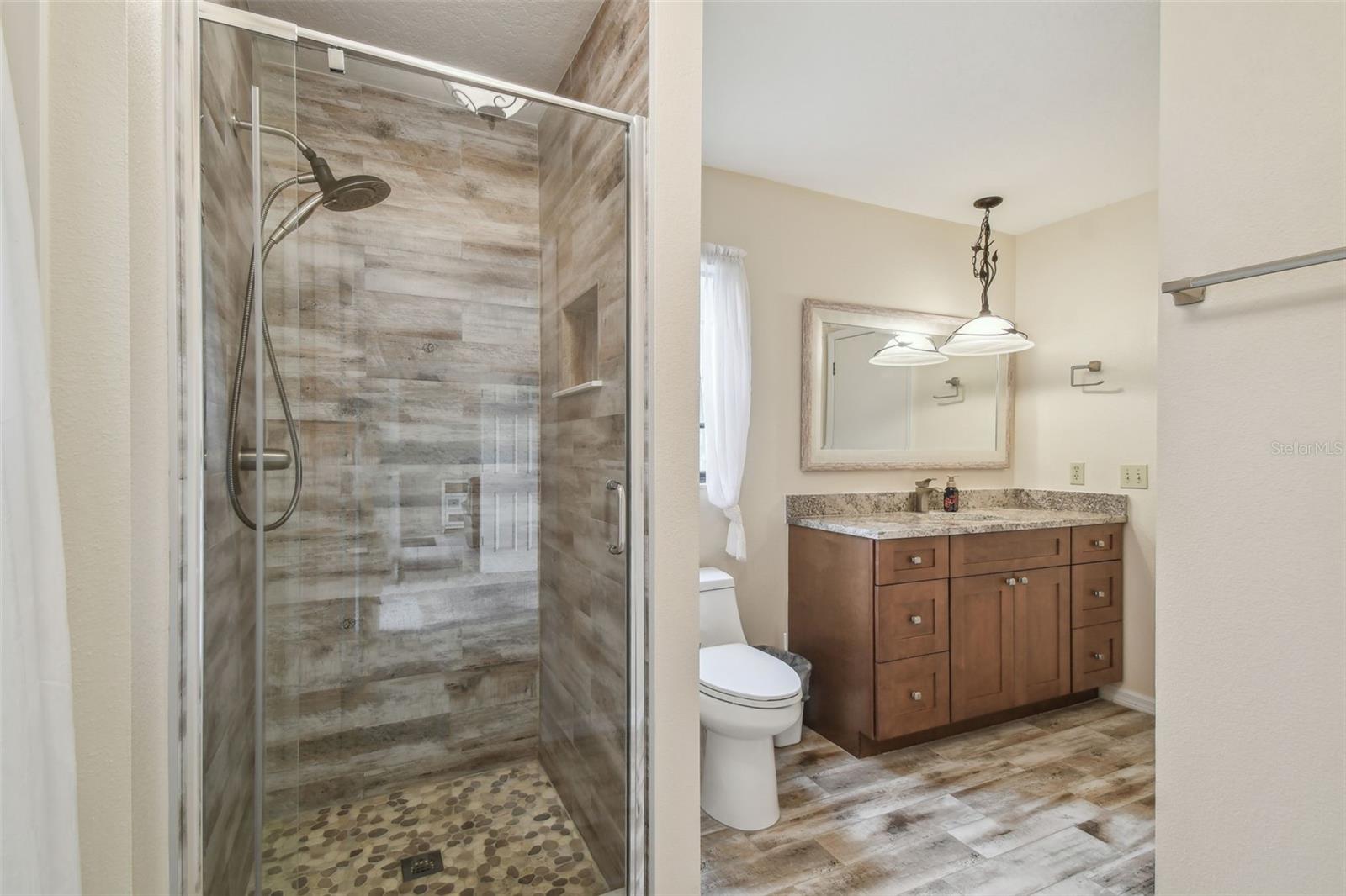 6321 GARLAND CT — photo 37