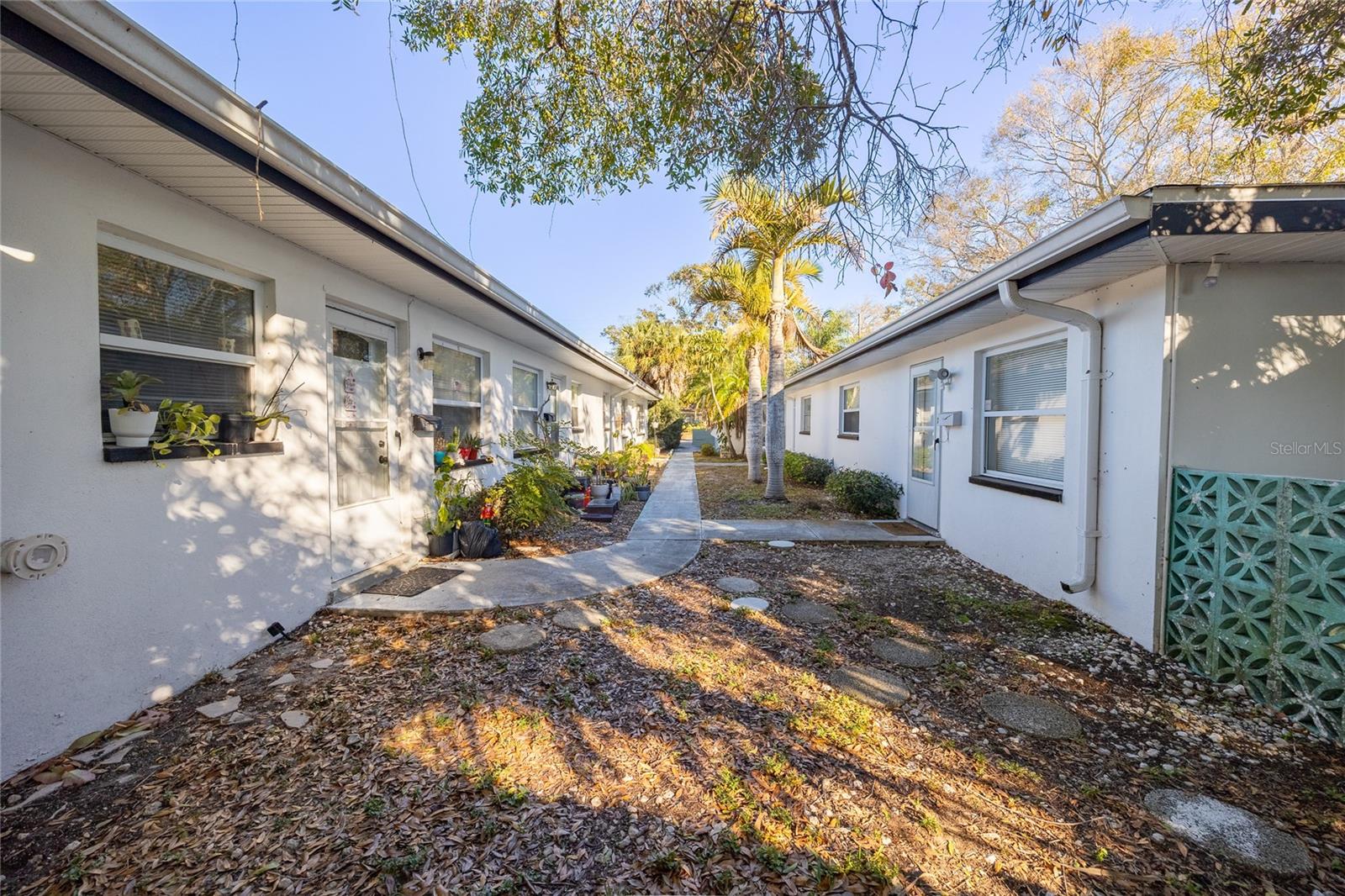 400 S METEOR AVE — photo 11