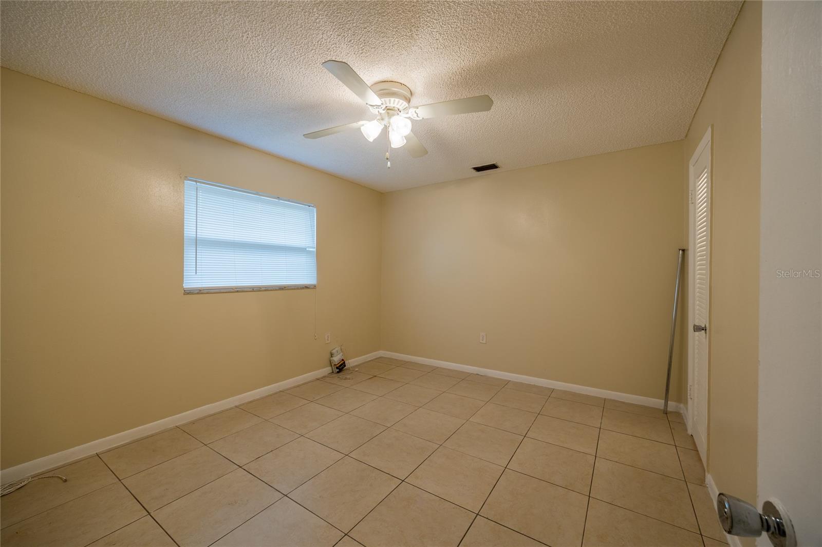400 S METEOR AVE — photo 30