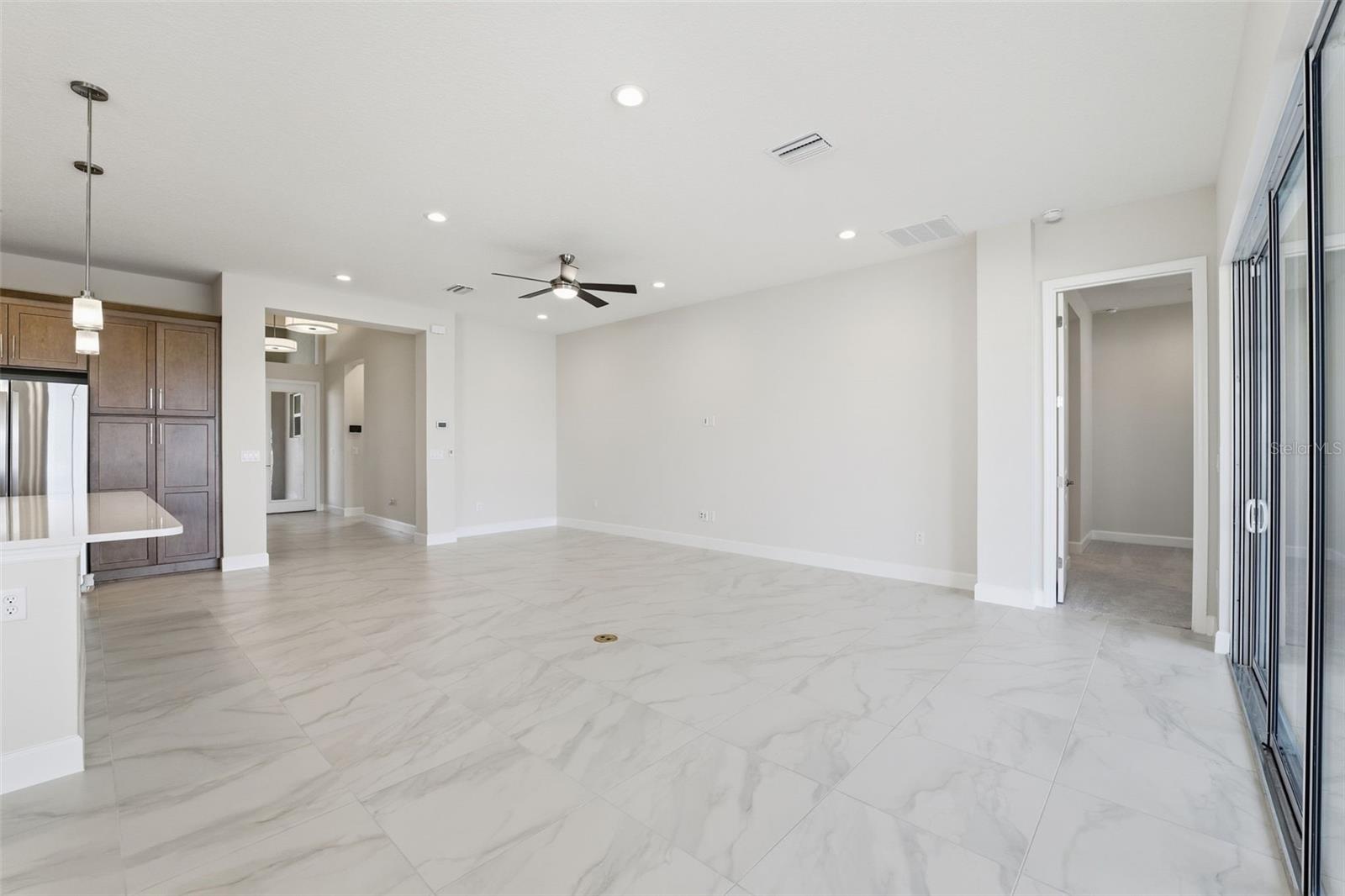 32623 NEROLI ST — photo 9