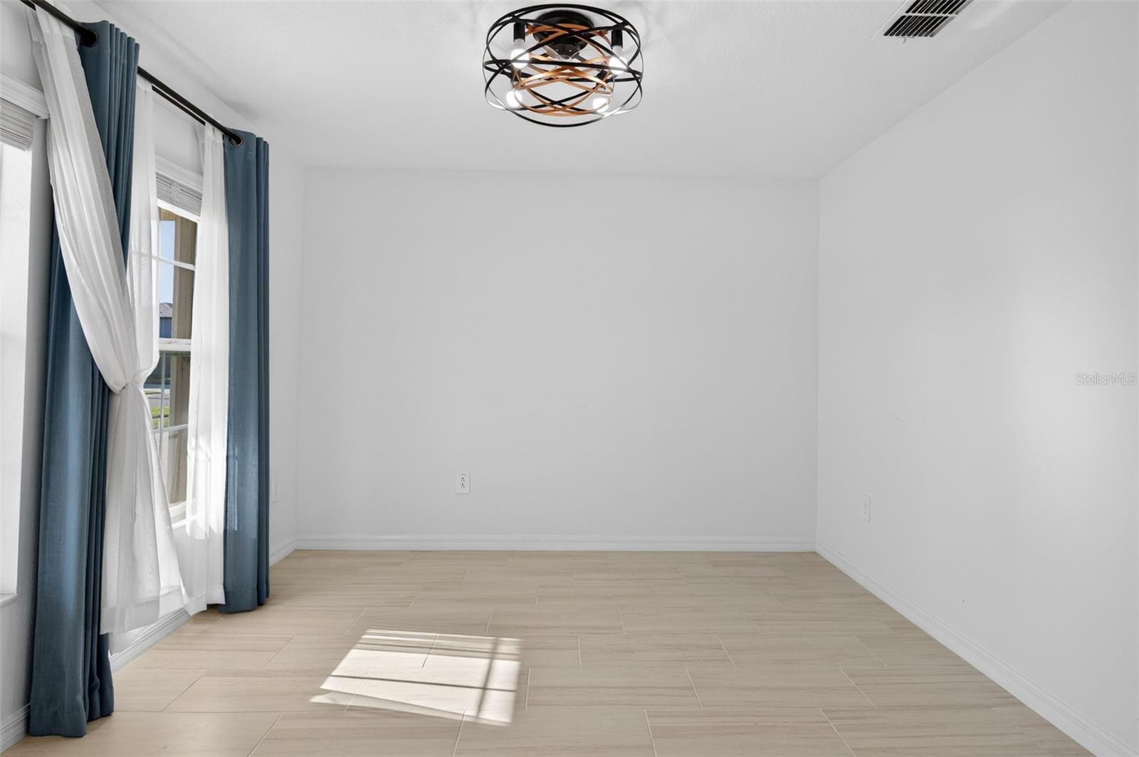 15217 ZIRCON RED DR — photo 15