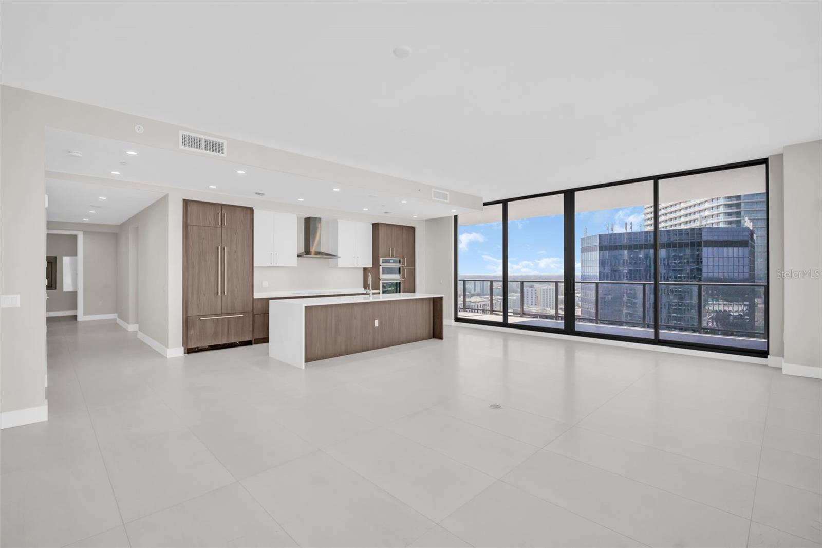 275 1ST AVE S #2001 — photo 9