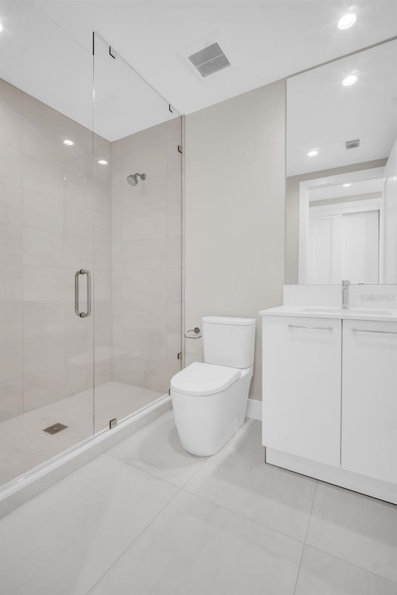 275 1ST AVE S #2001 — photo 41